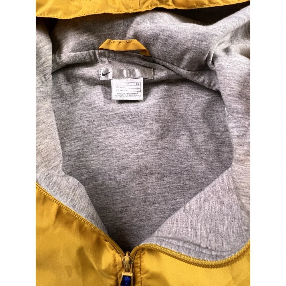 Nike this vintage